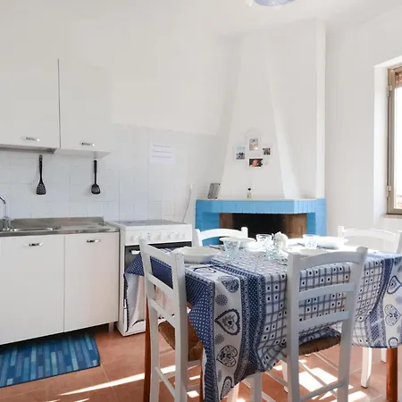 In With Kitchen Gonnesa